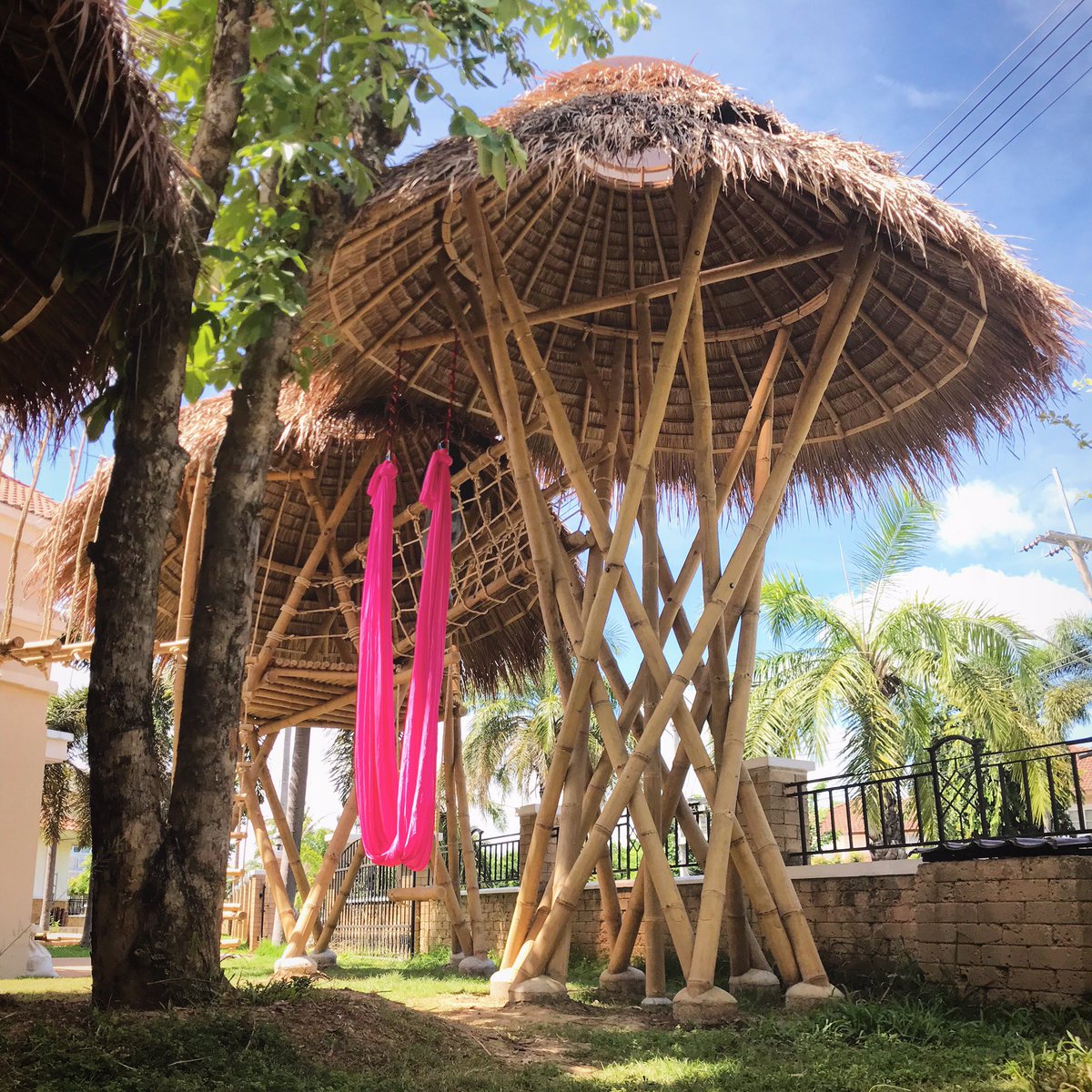 CristiandeSola's tweet photo. Some pictures of our last project “bamboo playground” #bamboo #buildwithbamboo #bamboonatural #bambooarchitecture https://t.co/ReM9BZ8fUA