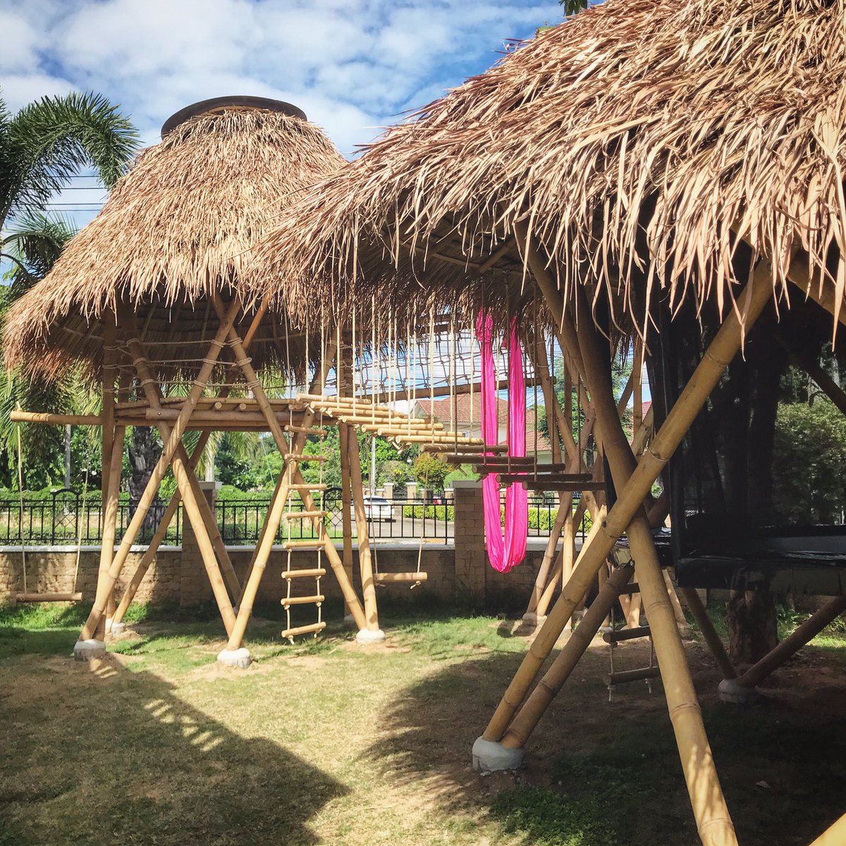 CristiandeSola's tweet photo. Some pictures of our last project “bamboo playground” #bamboo #buildwithbamboo #bamboonatural #bambooarchitecture https://t.co/ReM9BZ8fUA