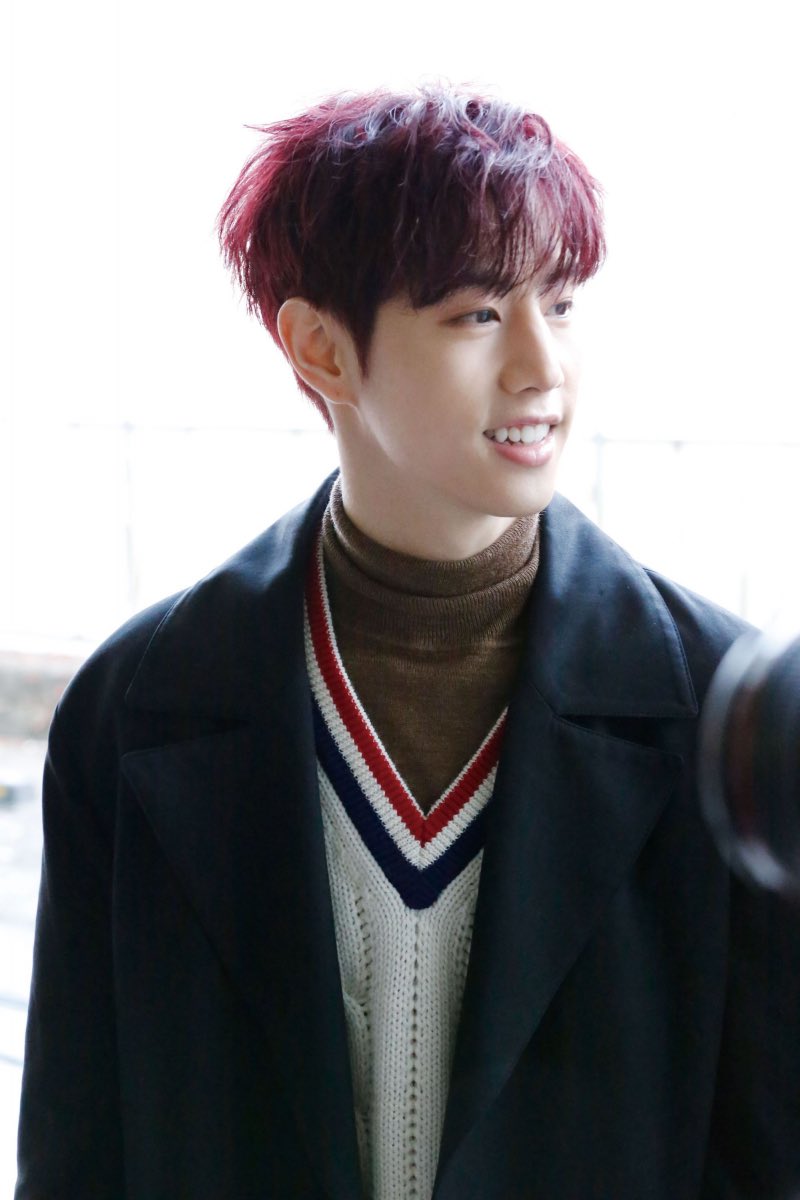 Marktuan shining smile a needed thread. — BEAUTIFUL SMILE FROM MARK TUAN SHINE YOUR SUNDAY —