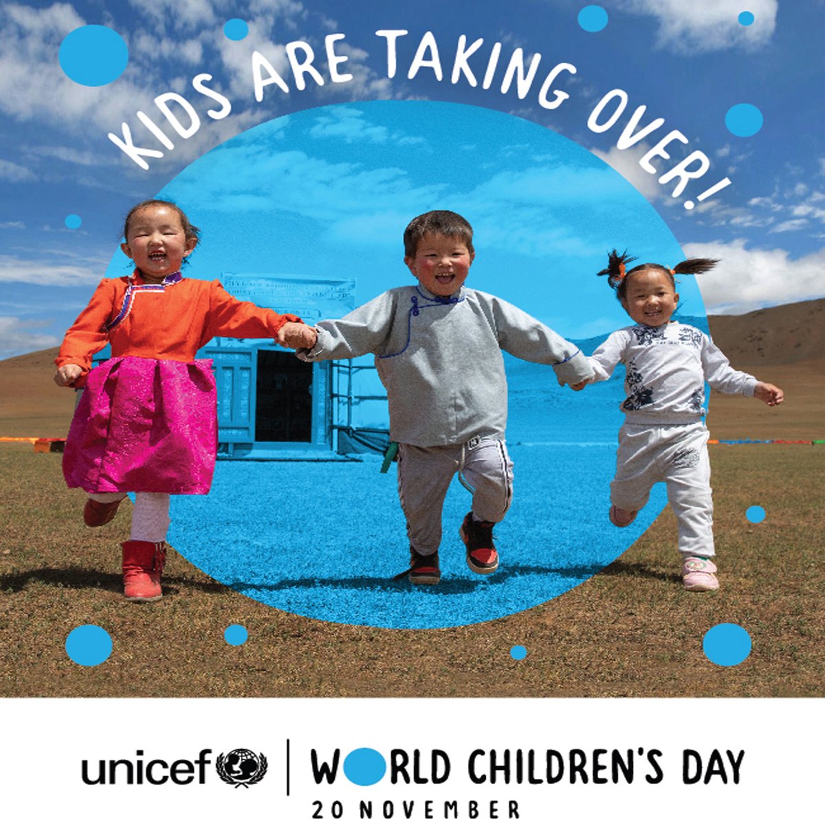 AIGAUnidos's tweet photo. Have you ever wondered how social design could be used strategically to drive positive change? Join us for a talk with @matias_delfino the Global Brand Lead Designer at UNICEF on Wednesday 10/07! Host: @aigahouston RSVP at https://t.co/BAAiCUgq4N #HispanicTalks #Unidos4AIGA https://t.co/Lc27rFbPLb