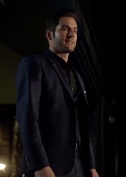 Lucifer’s wardrobe in 2x18 The Good, the Bad, and the Crispy #Lucifer  