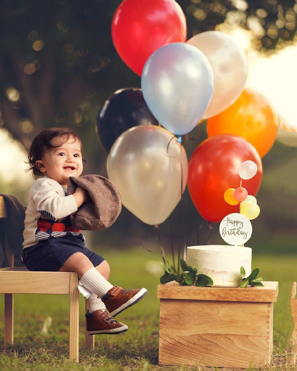 adjd5o's tweet photo. #تاجيل_الدراسه 🌸✨

وحِين تُنطقُ الملامٓح فلاَ شيءِ يُخرِسٓها ♥✨

🌸✨ https://t.co/TtXJc4nfTg