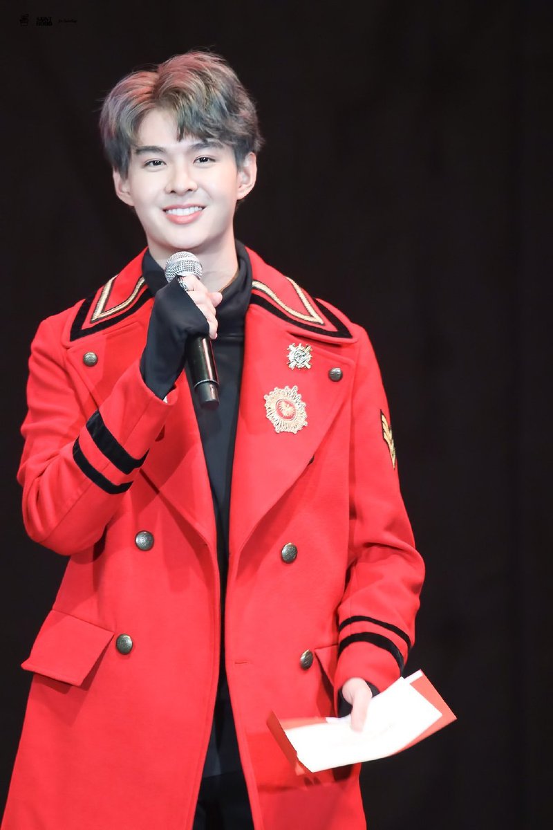 sonpin_b's tweet photo. You do not need to speak, I and all things will run to you.
❤️ 🖤 🐯 🐉
Cr.Logo-PerthSaintChinese
#ForSaintFromTRIGON https://t.co/Zc29qkrDqx