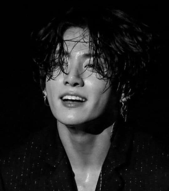 Taekook — a very dangerous thread