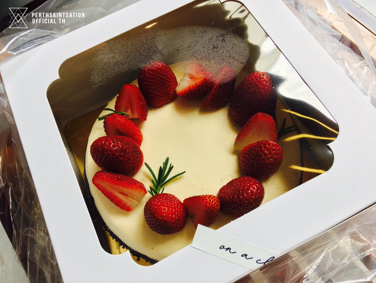 PSSATIONPROJECT's tweet photo. 2 POUNDS OF DARK BEER CAKE FOR @Saint_sup FROM ON A CLOUD CAFE (igs: @onacloudcafe) 

#ForSaintFromTRIGON https://t.co/t79FPfB040