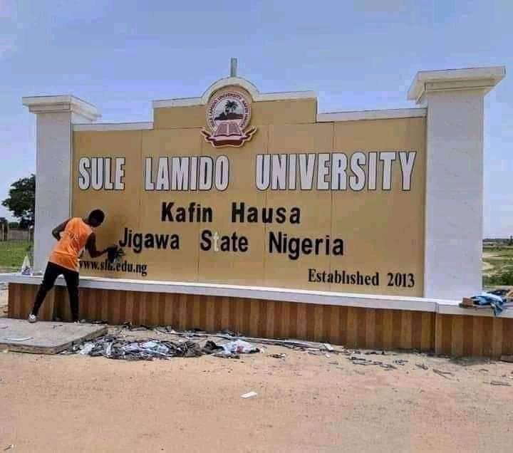 Jigawa_Connect's tweet photo. JIGAWA UPDATE FROM THE HOA. 

#SayNoToSLUBill 
There's a bill that already passed second reading in the house that is meant to enact a law that will prohibit LGA's from giving the SLU 2% of its grant every month. If passed, STUDENTS WILL PAY ABOUT 90K from the recent 9.5K. https://t.co/fOaGsLse2U