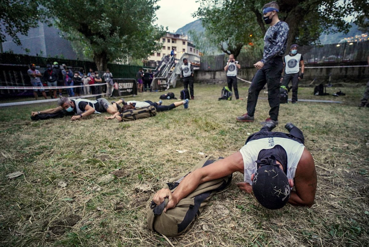 SpartanRaceEsp's tweet photo. ¡Buenos días espartanos!

Hemos empezado el domingo recibiendo a los espartanos de la Hurricane Heat tras doce horas de reto en la montañas.

#HurricaneHeat #HH12H #WeAreSpartans #endurance #Spartans https://t.co/SMyCisQ5jY