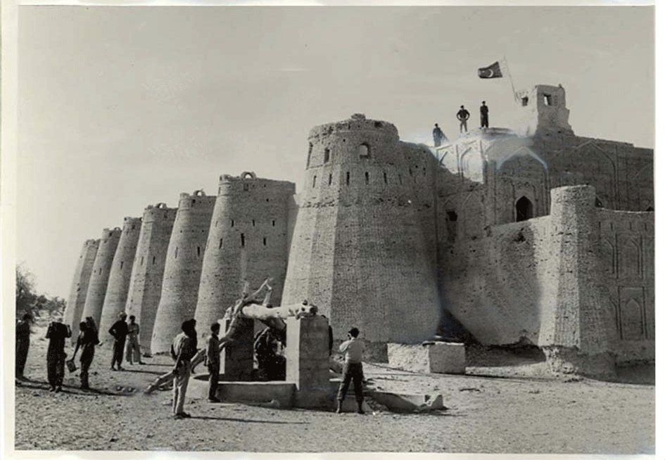 sibteawanpk's tweet photo. Photos from #1965
#PakistanDefenceDay #PakistanDay2020 #DefenceDay https://t.co/ahZIp7tqTg