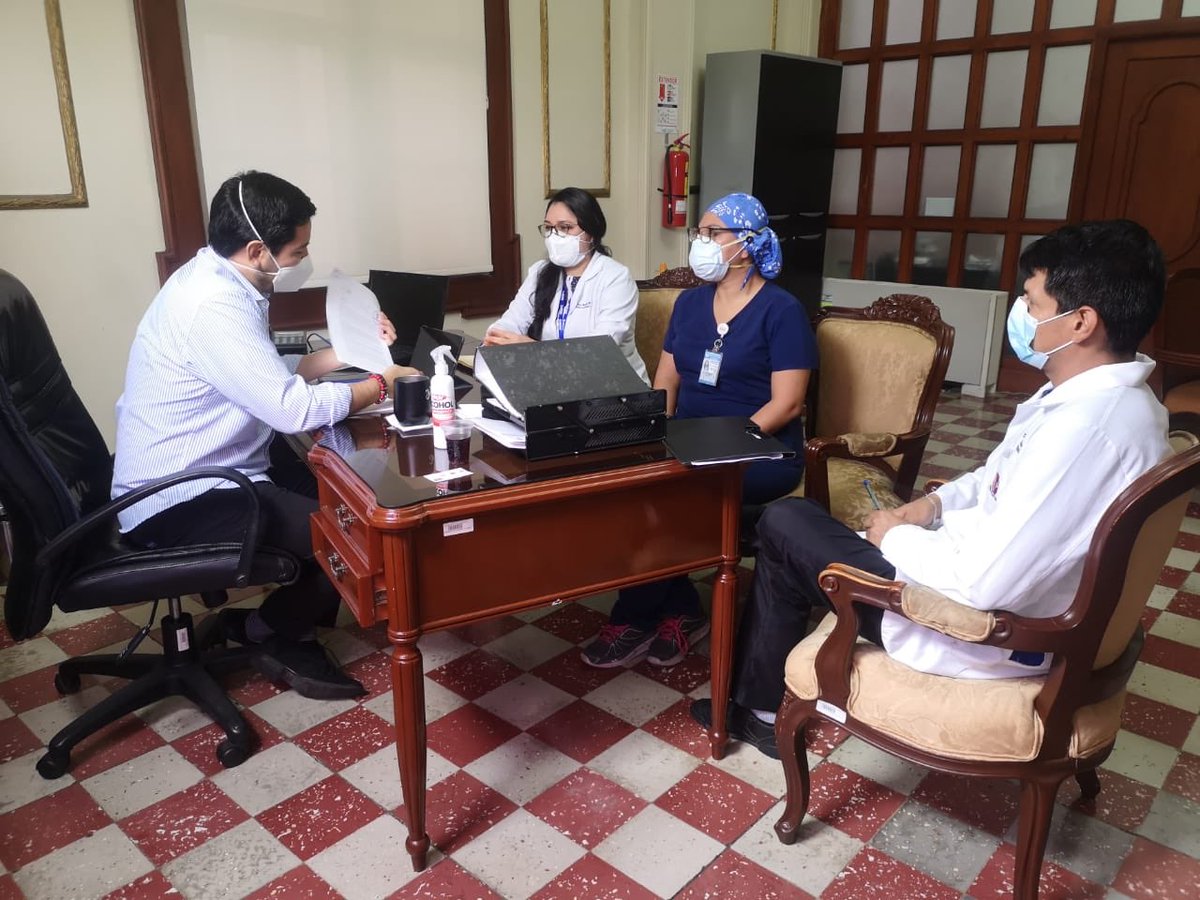 ggiamauretb88's tweet photo. Esta semana un grupo de delegados #Asemp Guayas, visitamos la Gobernación, en la reunión se acordó llevar a cabo posteriormente una mesa técnica con un delegado de los ministerios implicados en el proceso #leyhumanitariaya @goberdelguayas @salud_cz8 @SantiagoZMD @PabloArevaloE87 https://t.co/JWbMyILTMh