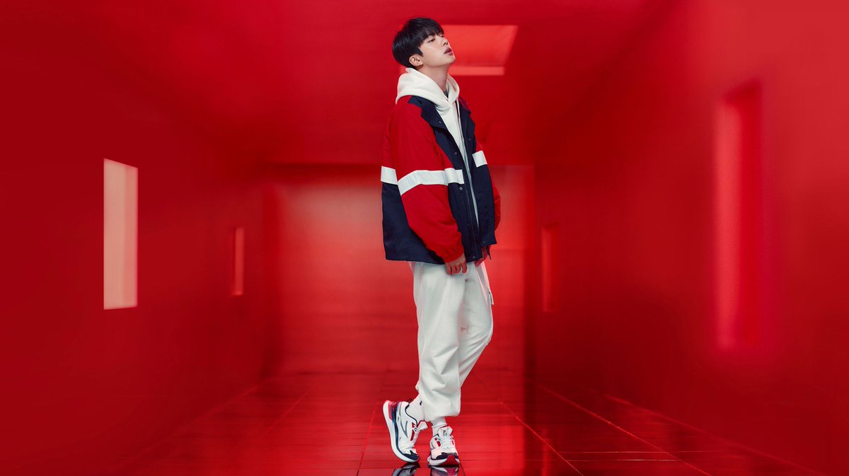 Новая песня тэхена 2024. BTS Чонгук 2020 Fila 2020. БТС Чимин 2020 Фила. Jin BTS Fila.