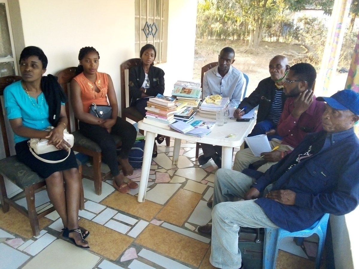 DavidIsolo's tweet photo. La coordination prov de l'Etoile du Sud-Ensemble (EDS-E) à #lubumbashi s'est réuni le samedi, 05/09/20 pour une séance de travail afin de finaliser le plan organisationnel dans le cadre du projet "Médecine de Famille" un projet en partenariat avec le centre de santé SOS. https://t.co/ED76eABdwd