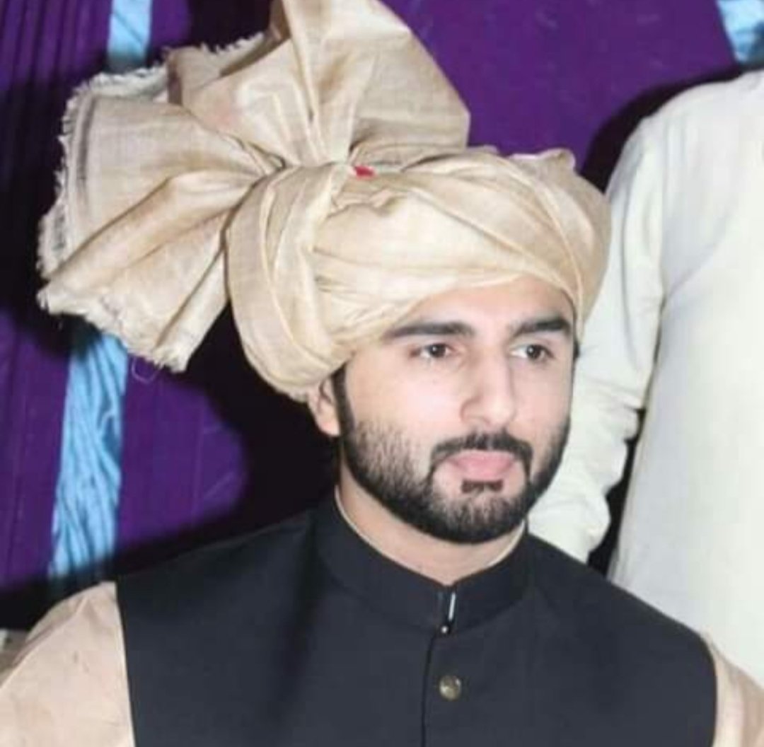 asad_pitafi's tweet photo. سھڻي پڳ ايئن ھوندي آھي.
@TeamChiefSardar
#WeStandWithCSMBKM https://t.co/ho4jml7PaG