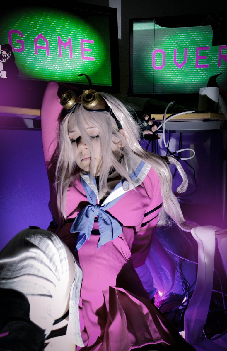 nuigurumiSaku's tweet image. Zwar ist mein Eintrag für Connichi Instant Cosplay leicht eine Themaverfehlung aber die einzige Verbindung die mein Hirn beim Thema Hamstern hatte war:
Klopapier -&amp;gt; Miu
Jeder der DRV3 gespielt hat versteht wieso ;D
#conlinehamstern #ConLine20
📸 Selbstauslöser
Edit @TSUNABOOSHI