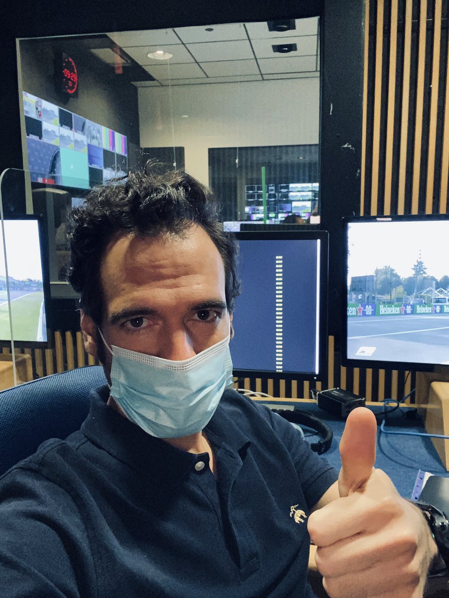 roldanrodriguez's tweet photo. En 10 min empieza la @FIAFormula3 en @movistar_F1 . Os espero junto a @mportilloES en cabina y os leemos en #ITAmovistarF1 https://t.co/g2NmT6rpIr