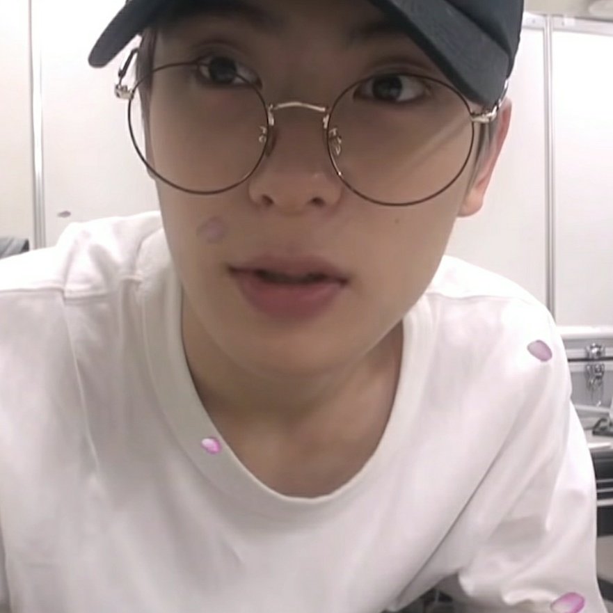 empathyoonoh's tweet photo. Jaehyun + specs 🥺

#JAEHYUN #재현 
#NCT #NCT127 https://t.co/3m3kRRp8rU