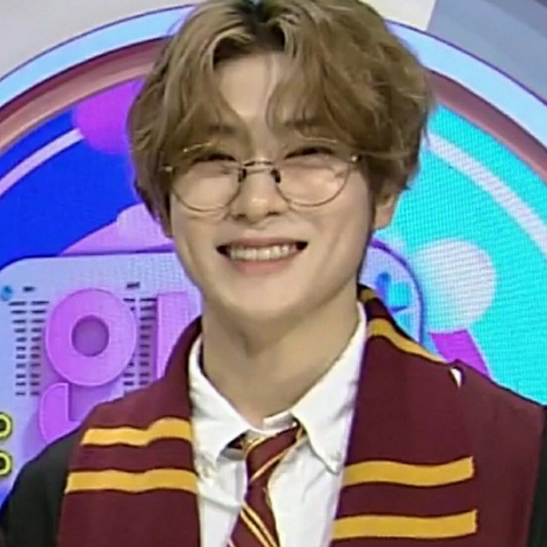 empathyoonoh's tweet photo. Jaehyun + specs 🥺

#JAEHYUN #재현 
#NCT #NCT127 https://t.co/3m3kRRp8rU
