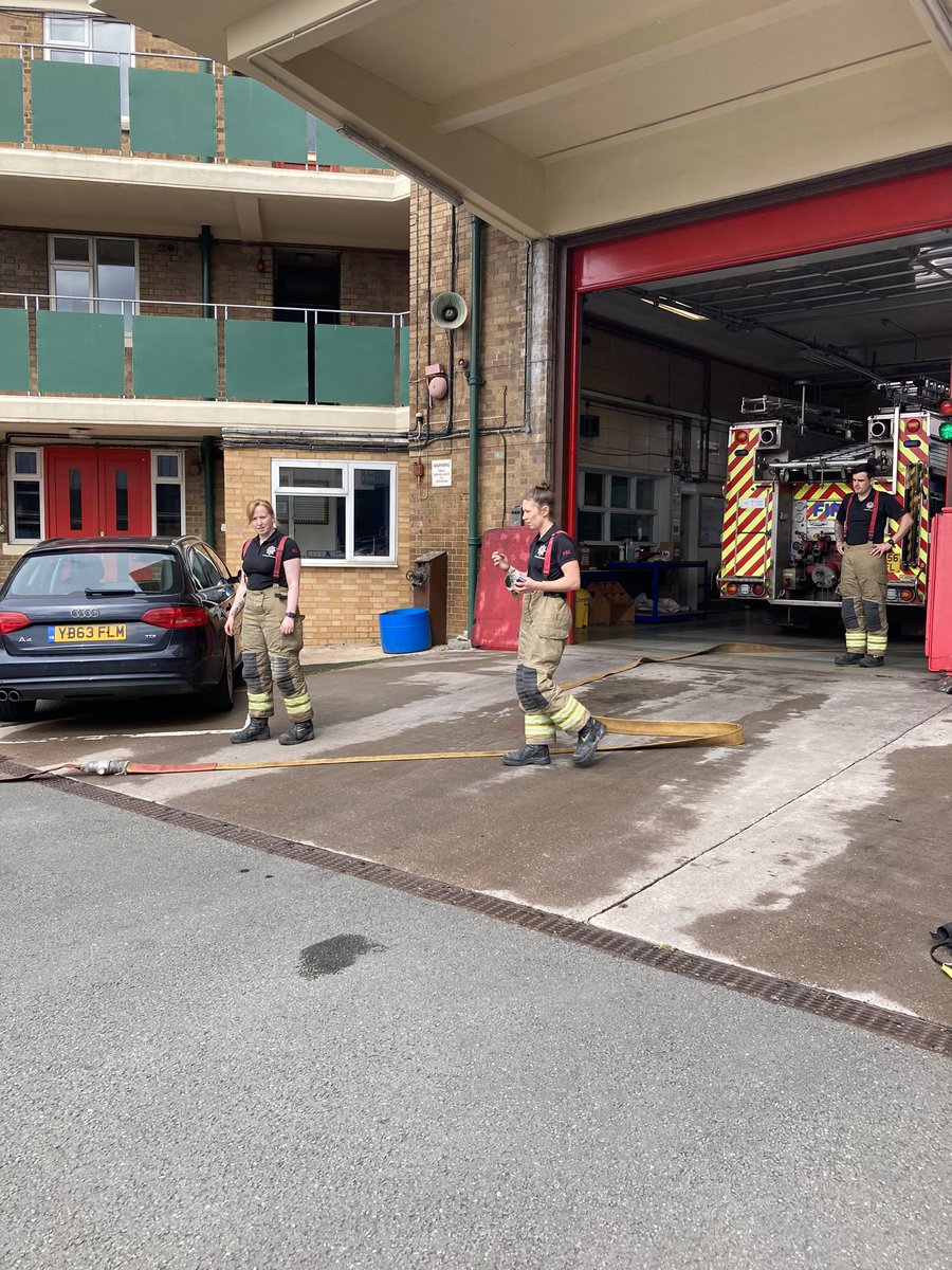 WMFSErdington's tweet photo. Bit of “ thinking out side the box “ training for Erdington white watch today. As a team retrieve the 50p using any equipment off the truck. Crews opted for hose inflation and denso tape. #objectivecomplete #teamwork #communication https://t.co/uFdUFdQBGM