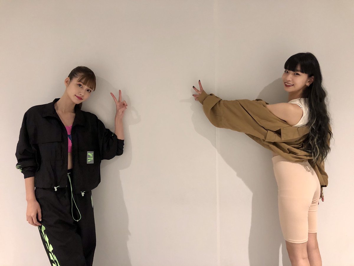 FAKYjp's tweet photo. 『FASHION DANCE NIGHT 2020』
ありがとうございました😊
Bershkaステージに #Hina 出演させて頂きました✨
振付をしてくれたAIKOさん、ステージに華を添えてくれたダンサーの皆さん📷
そしてPUMAステージにも出演していた同じ事務所の #生見愛瑠 ちゃん📷
記念にお写真撮らせて頂きました🥺💕 https://t.co/DYQ5l2ZNq0