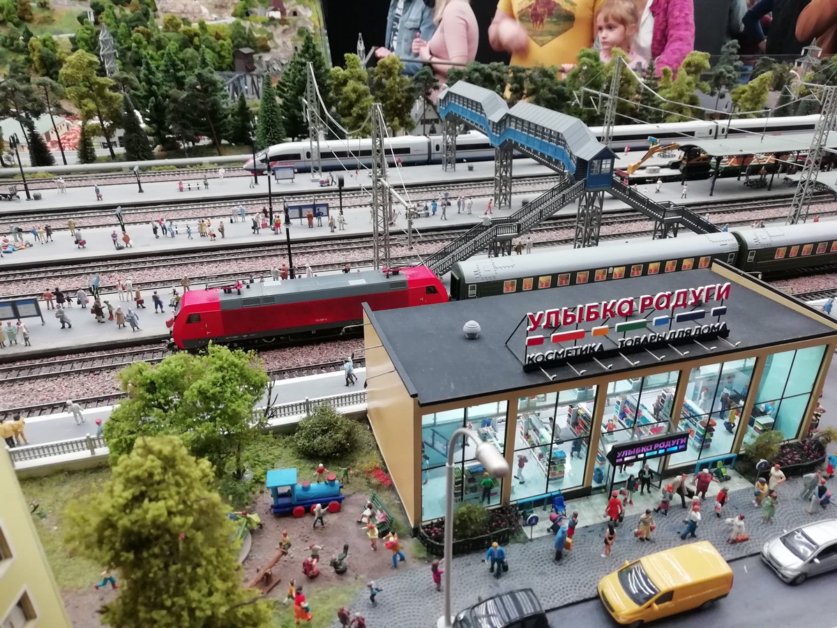 Гранд Макет в Петербурге хорош. На совсем беглый осмотр ушло два часа.