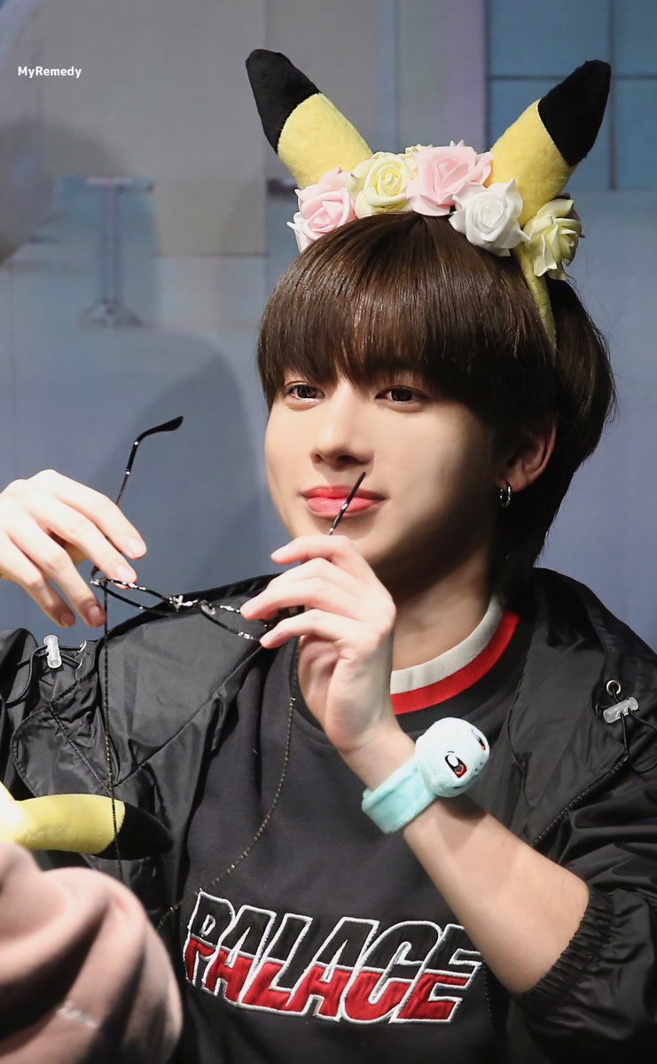 myremedy_th's tweet photo. 191109 잠실팬싸 

#TOMORROW_X_TOGETHER 
#투모로우바이투게더 
#TXT #태현 #강태현 
#TAEHYUN #テヒョン @TXT_members https://t.co/vnqGSIBWBw