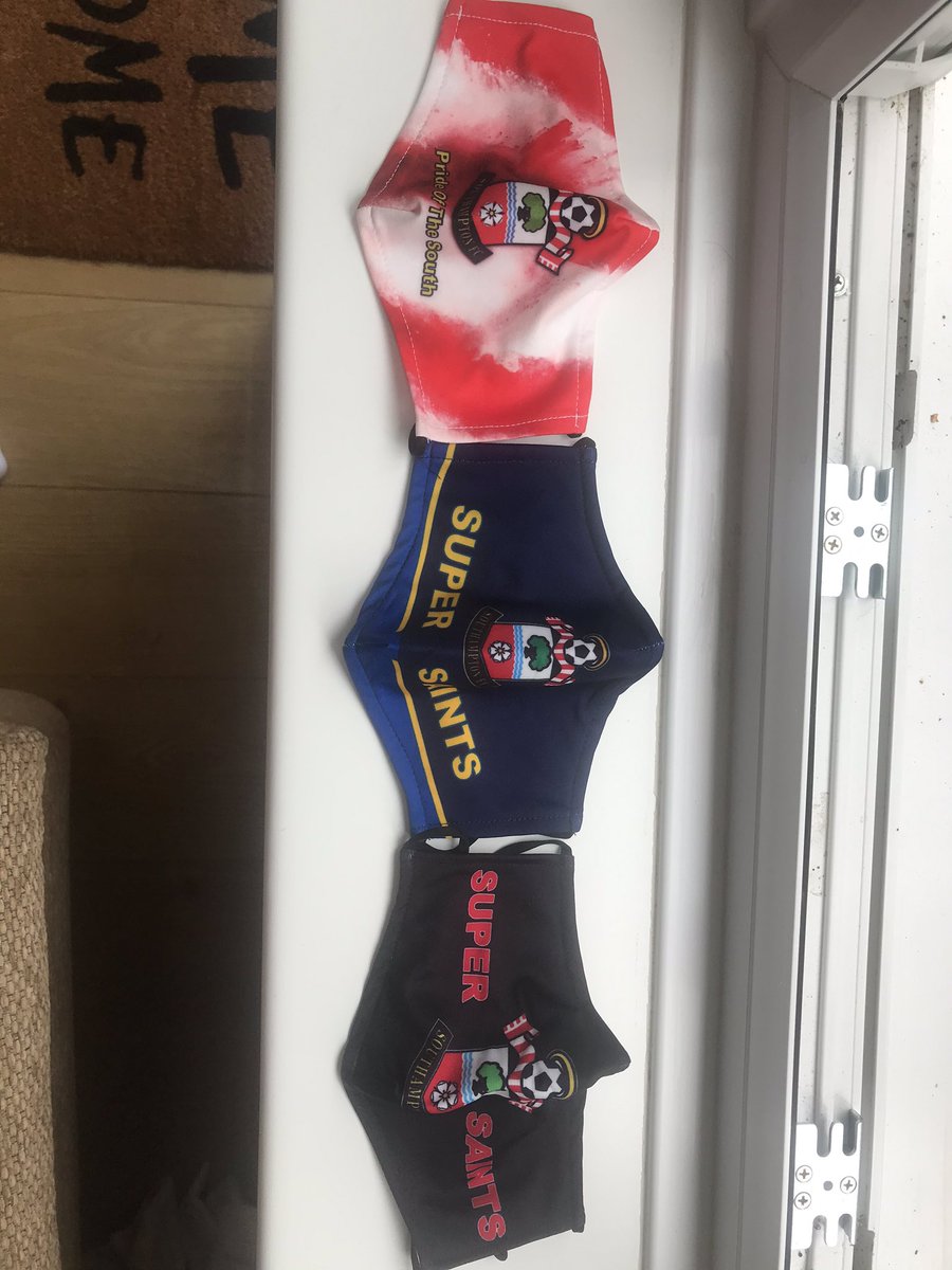 MasterCGraves's tweet photo. These are pretty good quality plus the prices are superb at £4 and £6.
Postage FREE.
#Saintsfc

https://t.co/3MifFHikpY https://t.co/2bR5czIVnU