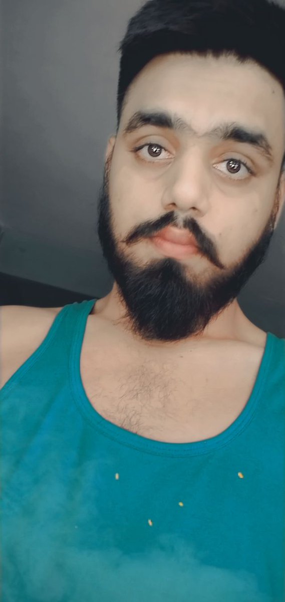 sohal_sharan's tweet photo. Lockdown with Balbas😂😂🤫 https://t.co/RUGtHTOLYR