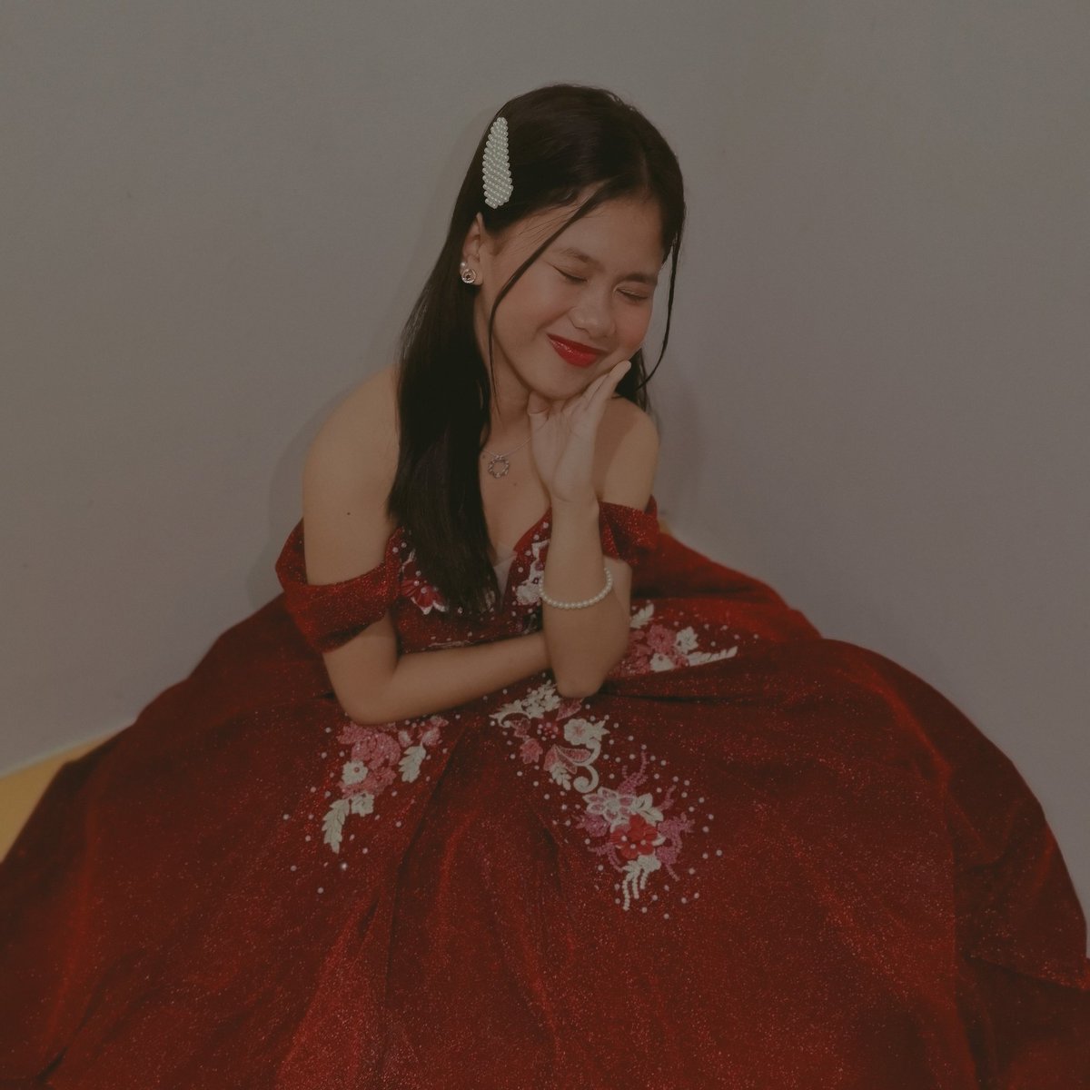 damsgf's tweet photo. :¨·.·¨: 
 `·..♡ happiness is a moment w uˎˊ˗

[#TREASURE #TeumeSelcaDay  #TreasureMakerSelcaDay #TMSD #BANGYEDAM @treasuremembers] https://t.co/uZj6DGpG2S