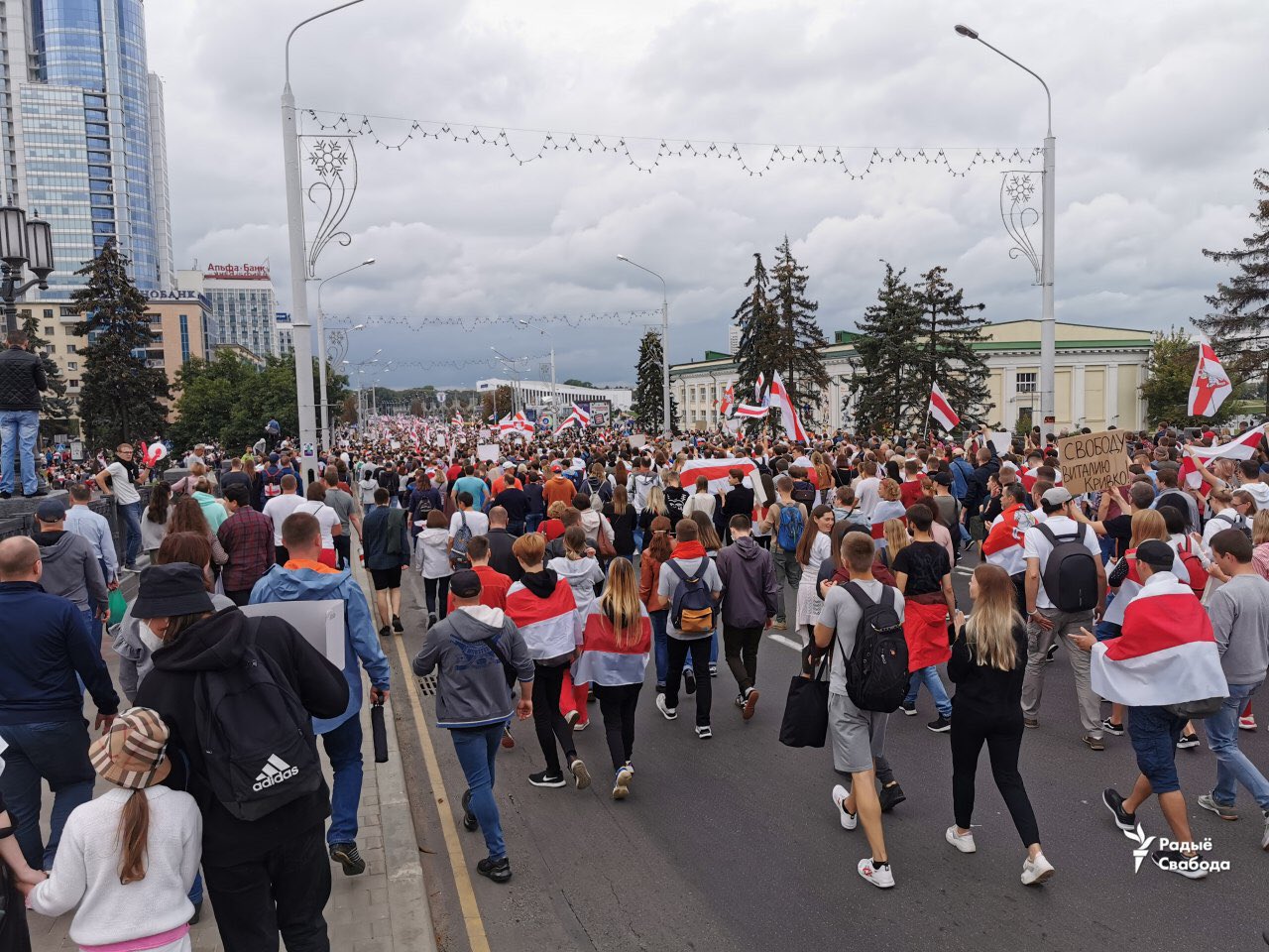 фото современной акции слухам
