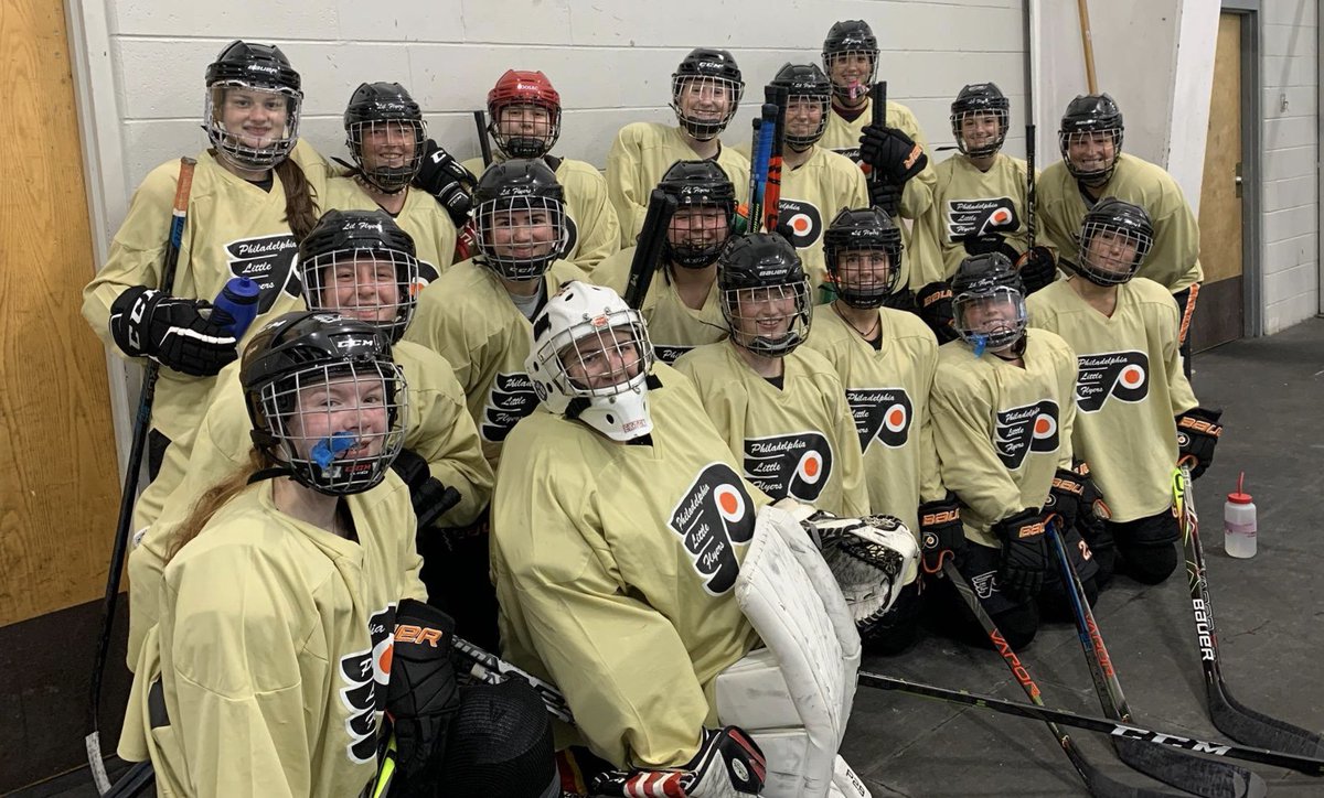LittleFlyersGH's tweet photo. Good Luck ☘️ to our 19UAA as they head to the @nghlhockey Labor Day Face-Off semifinals this morning. Puck drops at 10:50am.
.
#littleflyersgirls #nghl #nghlhockey #girlshockey #semifinals https://t.co/Xodrvxbdhc