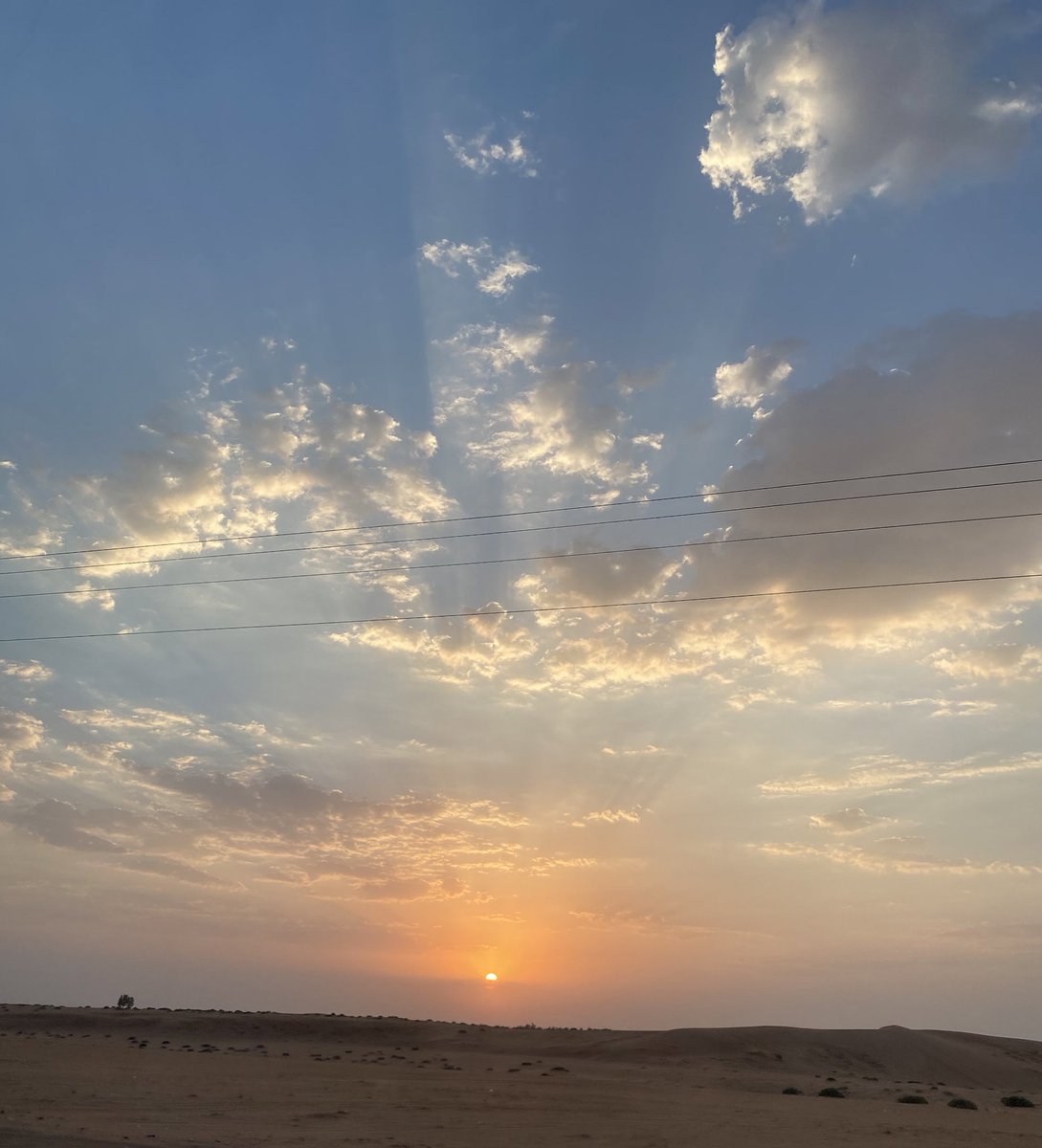 Ebt_99's tweet photo. ابداع الخالق 🤍 https://t.co/QKMKXckVT8