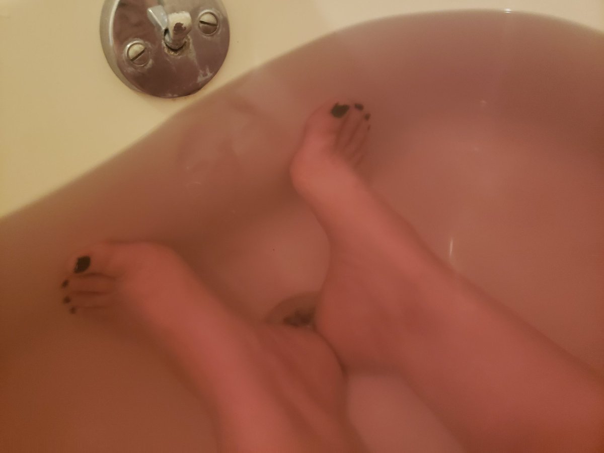 datassthma's tweet photo. #footjobandmodels #footgirl #feetpicforsale #feetseller #feetprincess #feetandsoles #feetpicturesforsale #foot #footpictures https://t.co/s4ZSLbS2kT