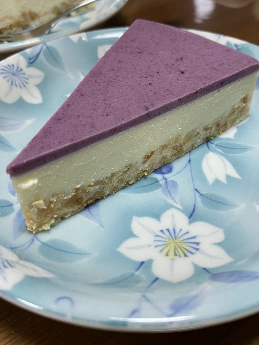 ブルーベリーレアチーズケーキ