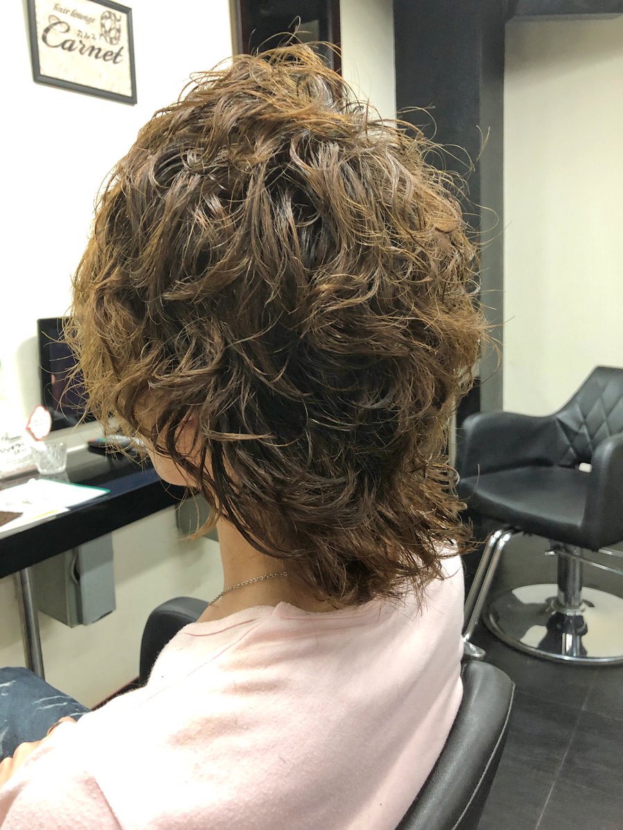 ヘアーラウンジカルネ 熊谷真人 בטוויטר ミディアムウルフ の強め大きめのワイルドなパーマ T Co Kacu8ezbqb 滝川市美容室 滝川美容室 パーマ 2ブロック カット メンズパーマ メンズカット 強めパーマ ワイルドパーマ 2ブロックパーマ 外国人風