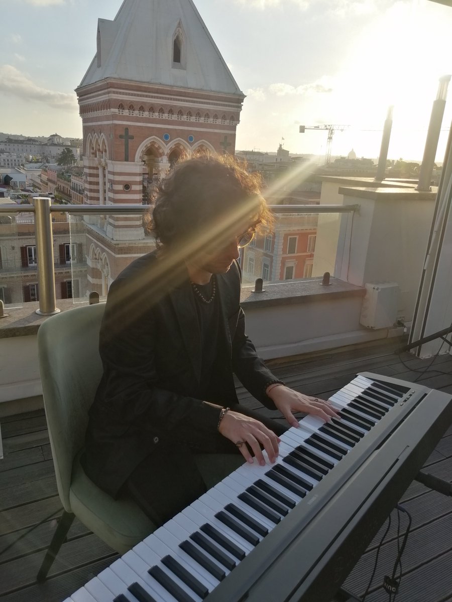 LukeTweet75's tweet photo. Tutta la vita a far suonare un pianoforte, lasciandoci dentro anche le dita. (#LucioDalla) 🎹Coming SOON! Grazie a @LaGriffeRoma, @Pixiepromotion, @Yosefmusicoff e Michele Canova Iorfida. #live #music #rome #roma #comingsoon #news #livemusic #summer #working #estate2020 #estate https://t.co/BC8OUxurvP