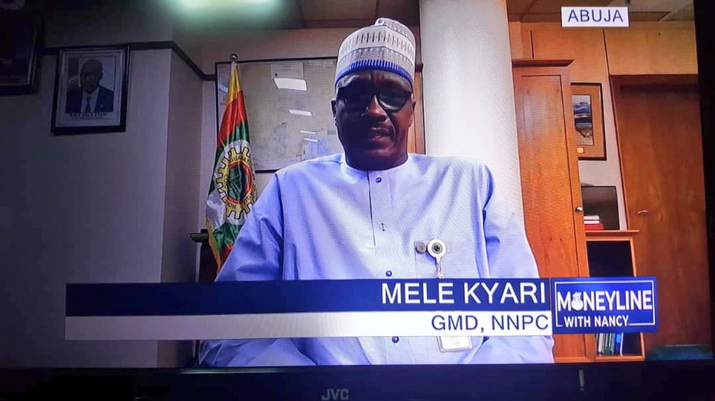 2/  @MKKyari categorically told  @nancyilloh that  @NNPCgroupwill just be another player in the market space, saying, "we'll be there for the country to sustain security of supply at the cost of the market."Note: This was on April 6, 2020.