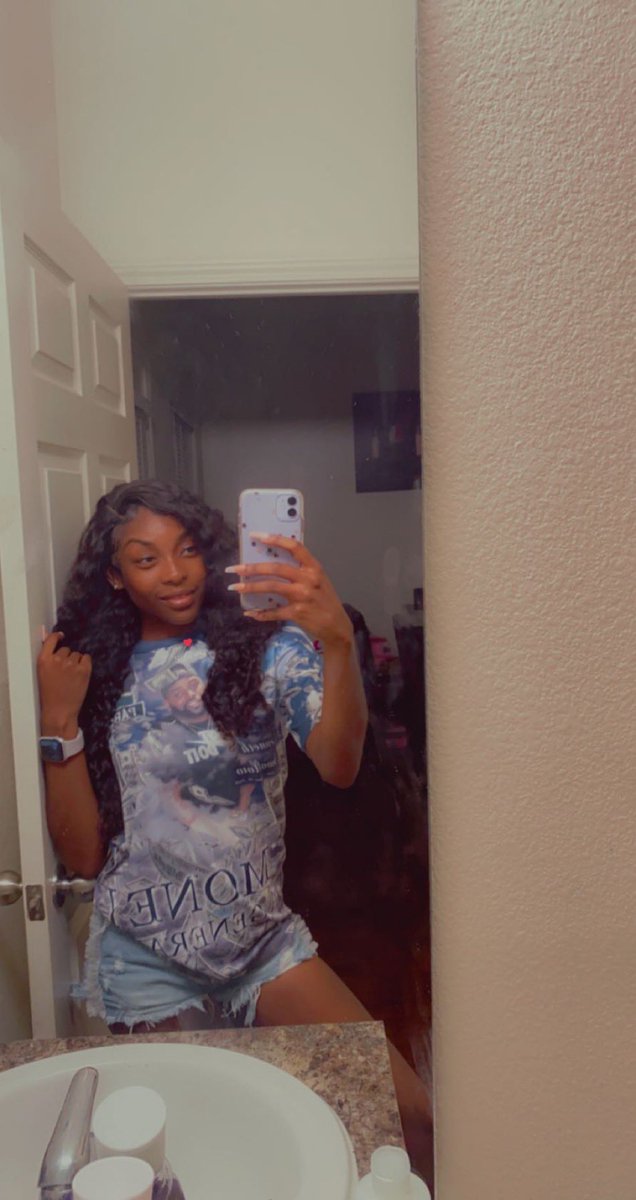 DaniBre_'s tweet photo. #LLGMONEY π¦ππ https://t.co/AvM5Vv8vUL