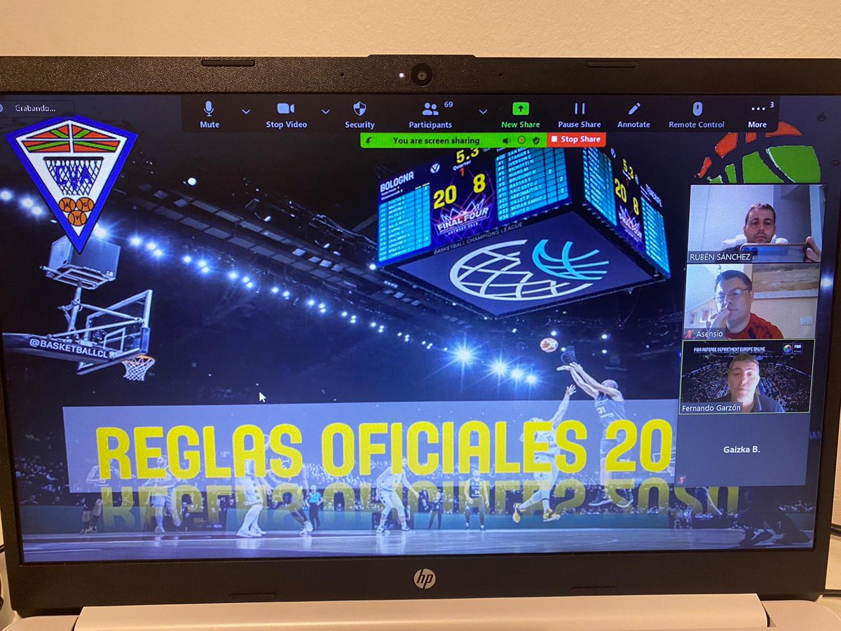 Basketbasko's tweet photo. ¡En directo! 

Stage de Pretemporada del Comité Vasco de Árbitros. 

Turno para los árbitros. https://t.co/AwW7kLdmAf