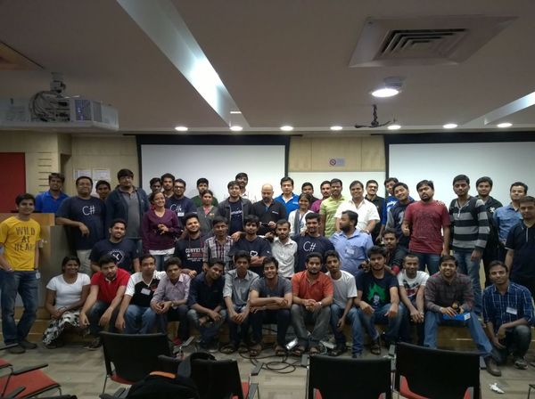 XHackersco's tweet image. 🎉CALL FOR SPEAKERS🎉
Sad that #dotnetdevsummit20 is over but learning isn&apos;t🤓
We&apos;re looking for speakers for our next virtual #Xamarin #meetup
🎙️2 speakers
⏳45-60 minute talk
📅Any upcoming Saturdays 

If you&apos;re interested, pls submit your proposal here: bit.ly/xhackers-cfp