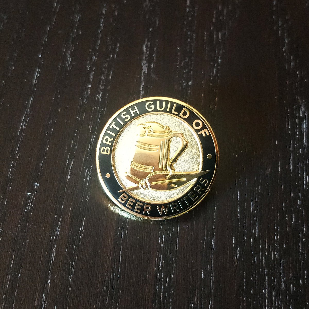 birraire's tweet photo. Look at this cool little thing I found in my mailbox 🙂🍻 @Britbeerwriters https://t.co/gNeZ9MSjEQ