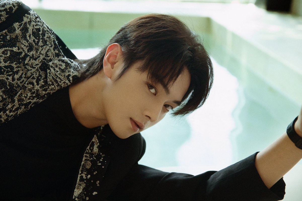 dramapotatoe's tweet photo. #XuKai for a Sephora x Guerlain brand event in Shanghai

More pics - https://t.co/sweGmoMWBe https://t.co/cUNkA8M3PC