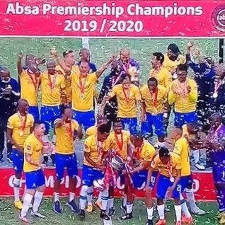 Amente29's tweet photo. What a team, what a badge! Uswidi wodwa lento. I love you @Masandawana....thanks for the moments @TheRealPitso and technical team, thanks for the joy you and your fellow teammates have given the Yellow Nation @Hlompho_Kekana.
#KBY #AbsaPremChamps #TKOChamps #NedbankCupFinalists https://t.co/YSbrxHtIvh