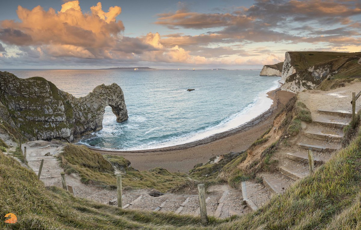 <a href="/CameracalLtd/">Cameracal Ltd.</a> Shot with the amazing #breakthroughfiltersuk #ukfilters down on the Jurassic Coast last week, get yourself into the grove with these amazing filters. Get yourself 5% off with this discount code: IAINTALL &amp; an ironclad 25yr guarantee. 
breakthroughfilters.co.uk/?ref=easdddpkd…