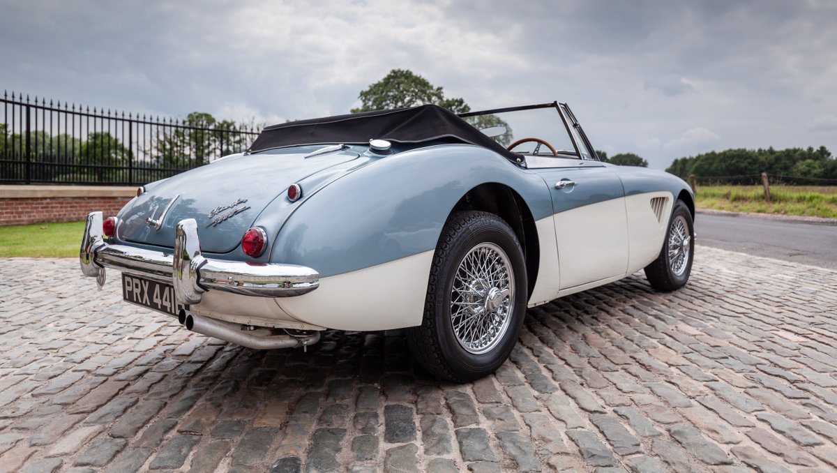 carandclassic's tweet photo. Built-in September 1964, and registered on PRX 414B, this early MK3 BJ8 (Phase 2) is finished in Healey Ice Blue over Ivory white.
https://t.co/xdE4rwhO1g
#CarandClassic #AustinHealey #Healey3000 #ClassicCar https://t.co/fQXK3iibHq