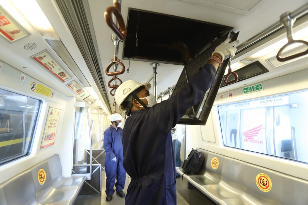 Delhi Metro Rail Corporation tweet media