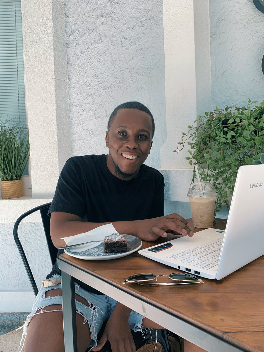 Zukikwata's tweet photo. Working remotely at cool spaces is a great trick for me 😍 @cellcsa has me constantly connected with 1GB Anytime data plan where you get an extra 1GB for NiteData #extragigsforless 👌🏾 all for R95 🔥 so #ConnectYourway https://t.co/iQuQ1HM1Rx 😉 #1gbfreecellcdata #Affiliated https://t.co/XkRdle7X2R
