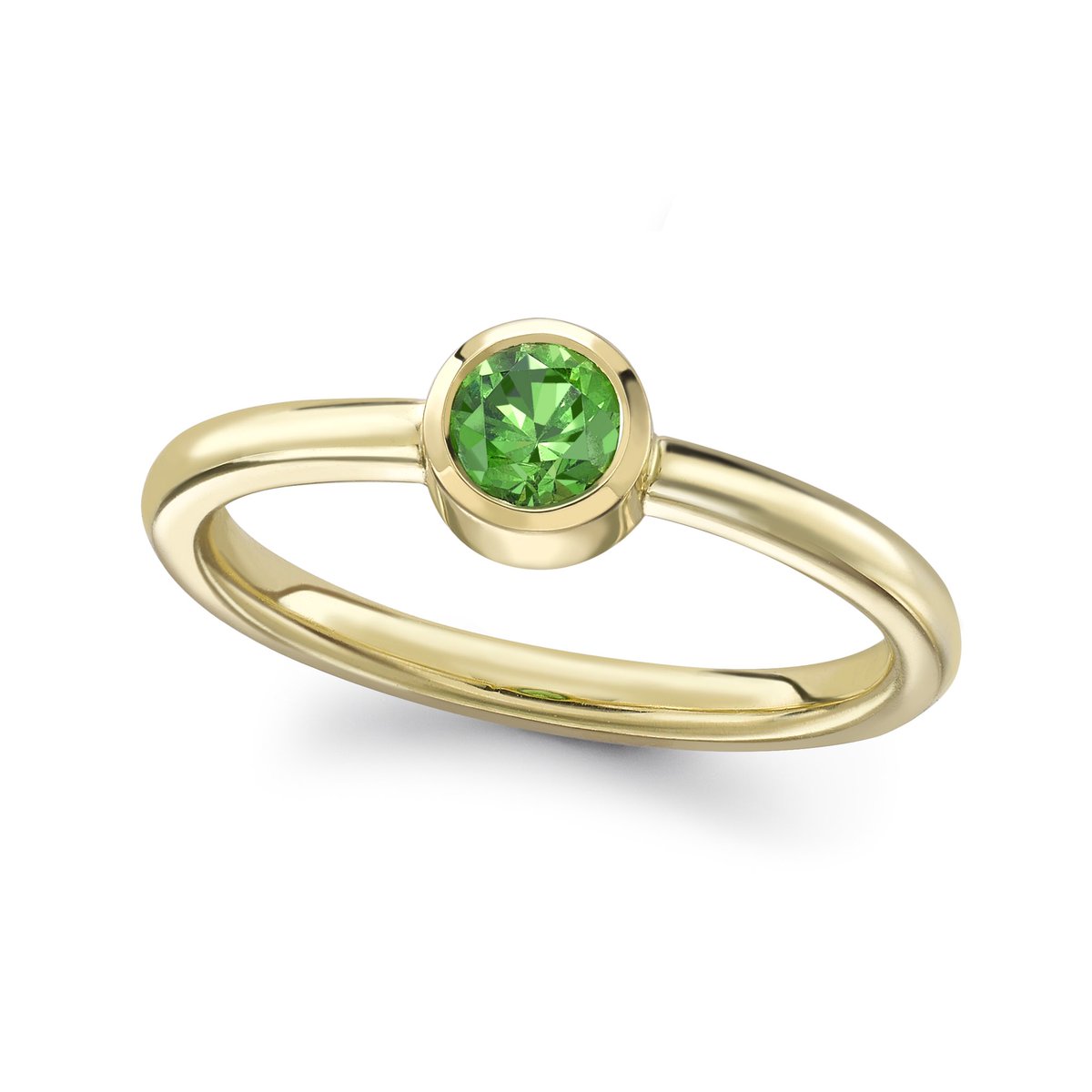 Theo_Fennell's tweet photo. The vivid green stone in this ring gets its name from the French ‘demant’, meaning diamond, because of its special fire & lustre. Source: Ural Mountains - Russia #TheoFennell #PreciousFew #Rings #Demantoid #Garnet #Workshop #Craftsmanship #Handmade #Jewellery #Gemstones #Russia https://t.co/VPChD4VEMI