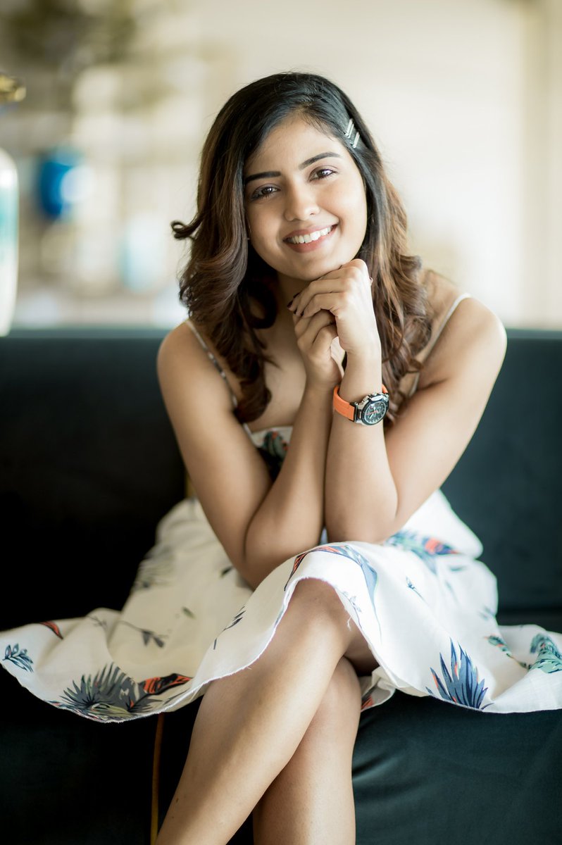 AmrithaFansClup's tweet photo. Amritha is always beauty 😍🥰

#Lift @Actor_Amritha https://t.co/AslKTBBliD