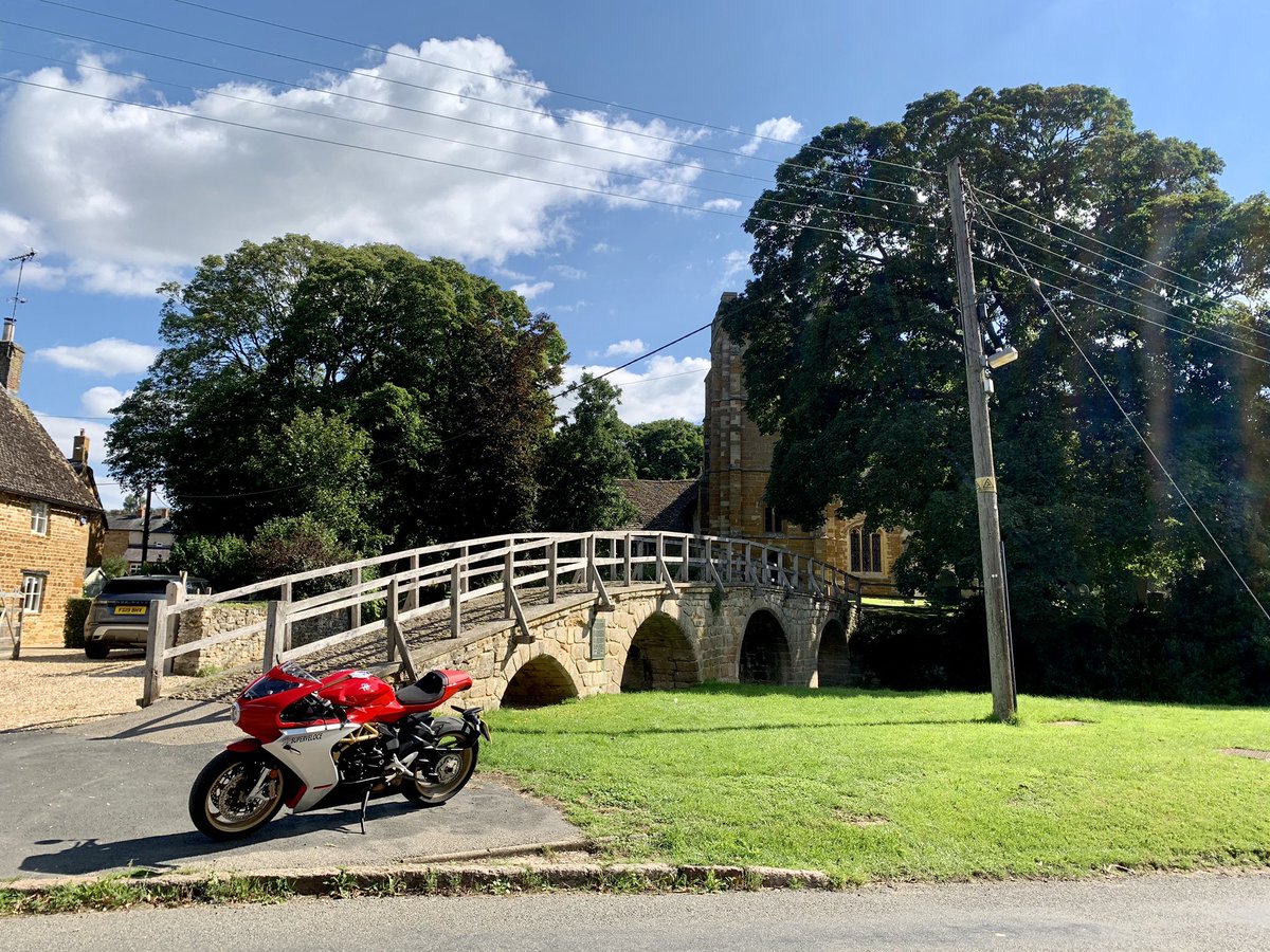 Michael Neeves tweet media