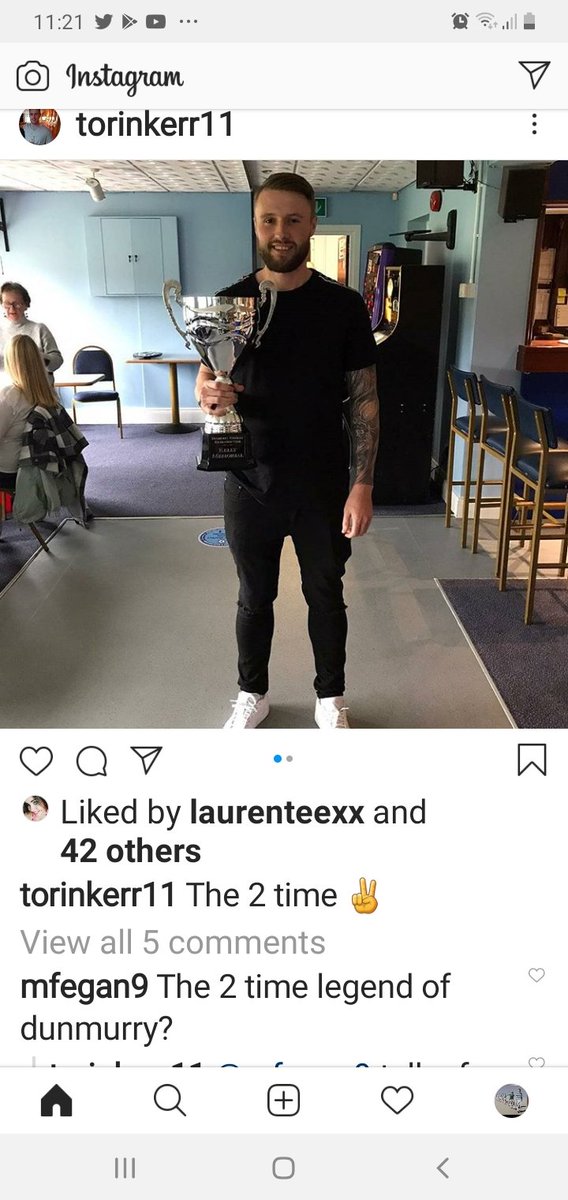 toekerr's tweet image. Taz got player of the year for 2nd year running and thinks they're gonna put up a statue of him in Dunmurry 😂