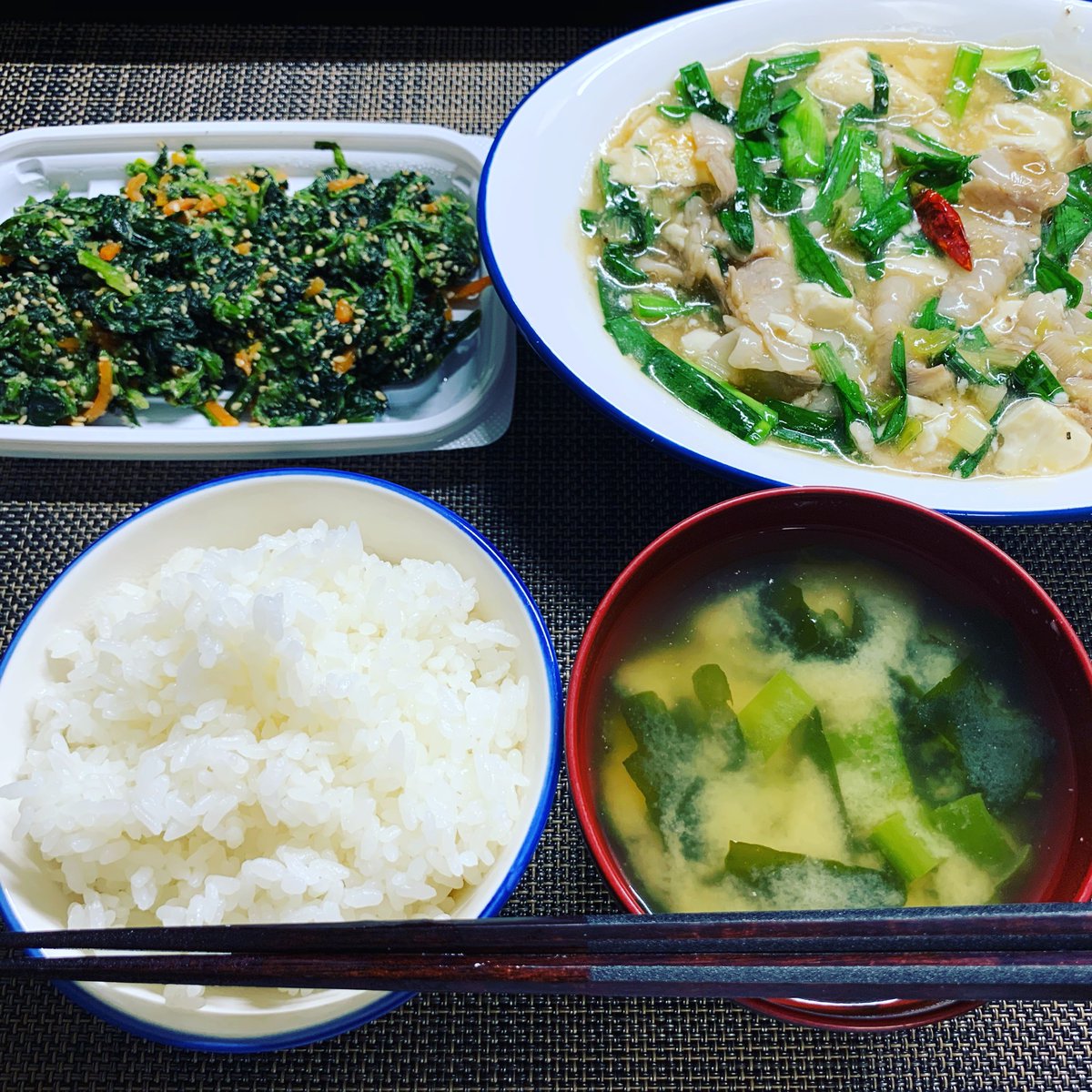 火鉢 囲炉裏 時間がない割にいつもより手間がかかる料理を作るやつ てか量よ 2人分のレシピやぞ この写真で今日作った量の半分